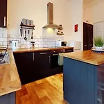 The Lookout At - Stunning Seaview And Castle View - Near Amenities And