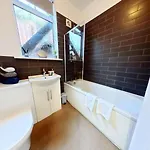 The Lookout At - Stunning Seaview And Castle View - Near Amenities And بيت للعطل