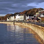 The Lookout At - Stunning Seaview And Castle View - Near Amenities And