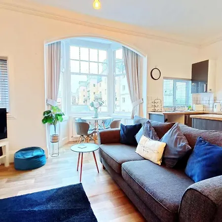 The Lookout At - Stunning Seaview And Castle View - Near Amenities And *