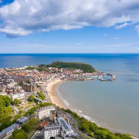 The Lookout At - Stunning Seaview And Castle View - Near Amenities And Feriehus